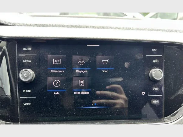 Volkswagen T-Cross (2022) — foto 16 van 25