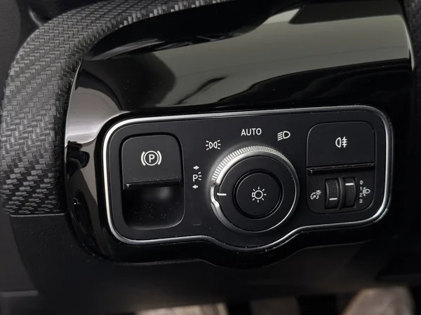 MERCEDES A 180 (2022) — foto 19 van 27