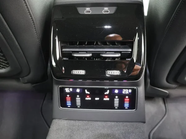 Audi A6 (2025) — foto 15 van 28