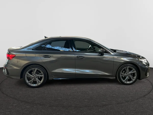 AUDI A3 Sedan (2024) — foto 11 van 20