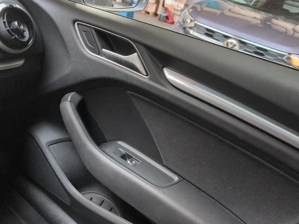 AUDI A3 Sedan (2018) — foto 9 van 24