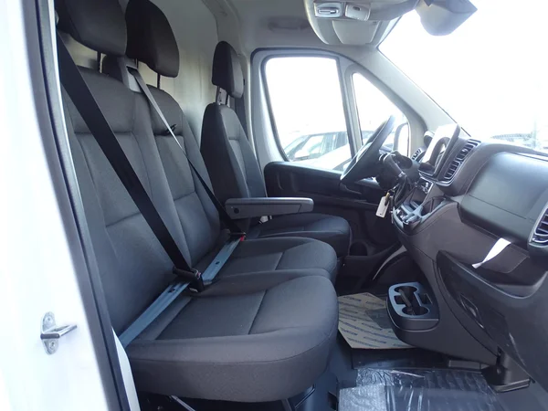 Peugeot Boxer (2025) — foto 9 van 14