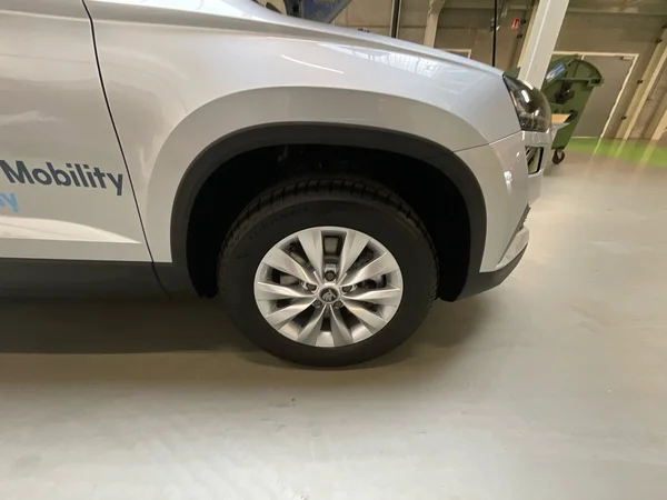 SKODA Karoq (2025) — foto 16 van 24
