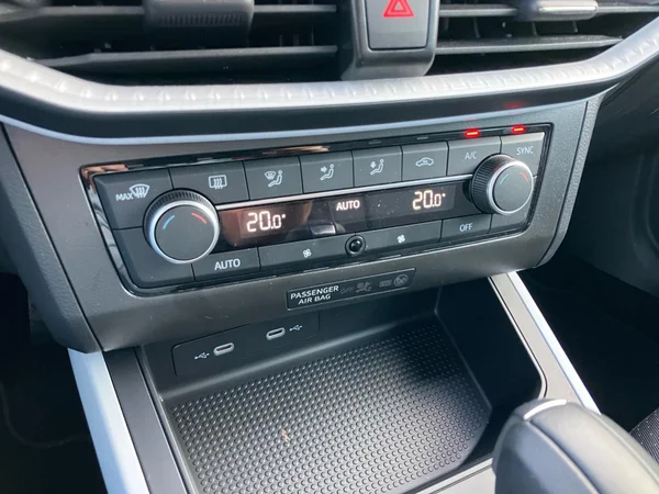 SEAT Arona (2025) — foto 10 van 24