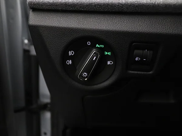 SKODA Kamiq (2025) — foto 8 van 17