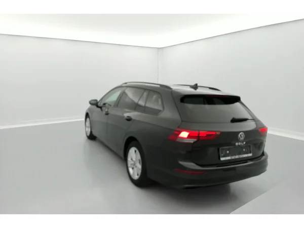 VOLKSWAGEN Golf Variant VIII (2021) — foto 4 van 36