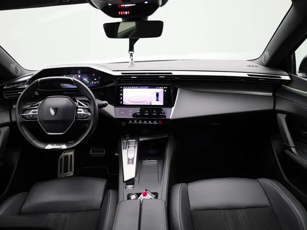 Peugeot 408 (2023) — foto 36 van 47