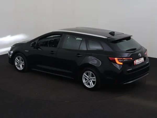 TOYOTA Corolla (2022) — foto 27 van 28