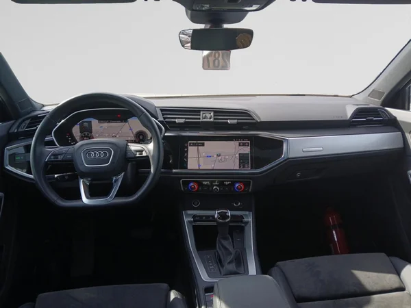 AUDI Q3 Sportback Dsl (2021) — foto 16 van 19