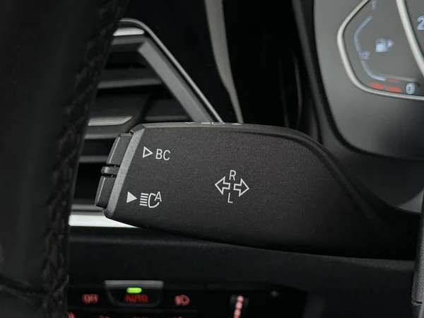 BMW 3-SERIE (2021) — foto 16 van 29