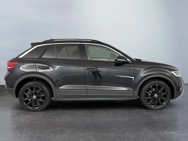 VOLKSWAGEN T-Roc (2023) — foto 20 van 25