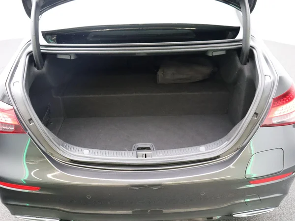 Mercedes-Benz E-Klasse (2022) — foto 21 van 33