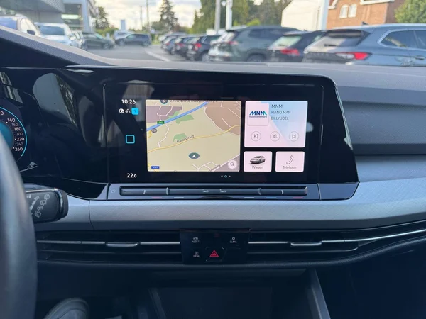 VOLKSWAGEN Golf VIII SW (2023) — foto 5 van 24