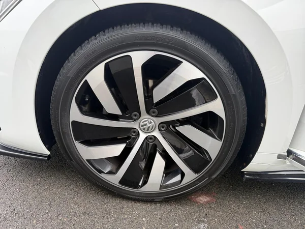 VOLKSWAGEN Arteon (2019) — foto 14 van 21