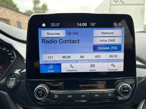 FORD Fiesta (2021) — foto 8 van 28