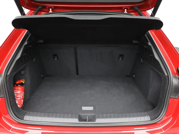 AUDI S3 Sportback (2025) — foto 2 van 24