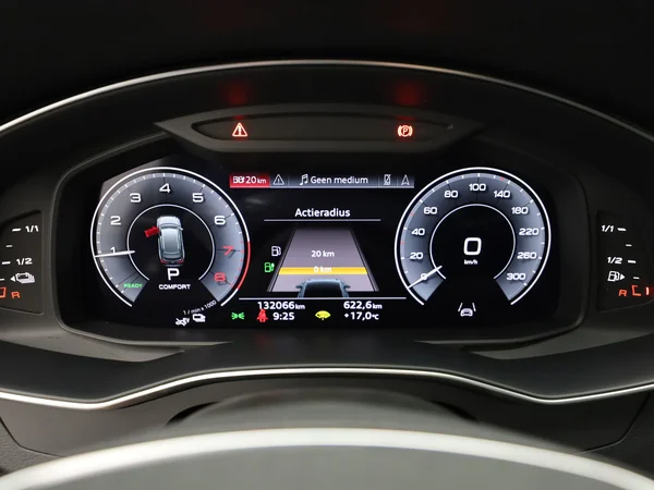 AUDI A6 Avant (2020) — foto 8 van 21