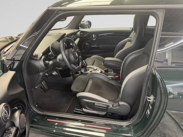 MINI Mini (F56 LCI II) (2022) — foto 10 van 20