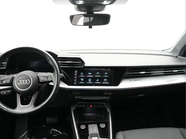 AUDI A3 Sportback PHEV (2024) — foto 6 van 30