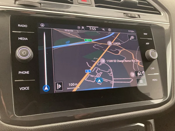 VOLKSWAGEN Tiguan Allspace (2023) — foto 18 van 36
