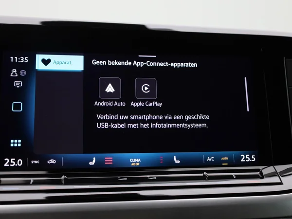 Volkswagen Multivan (2024) — foto 20 van 43