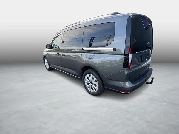 Ford Tourneo Connect (2025) — foto 19 van 24
