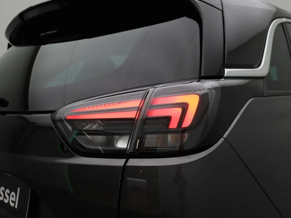 Opel Crossland (2022) — foto 22 van 35