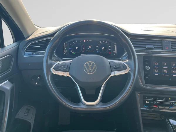 VOLKSWAGEN Tiguan Allspace (2025) — foto 4 van 24