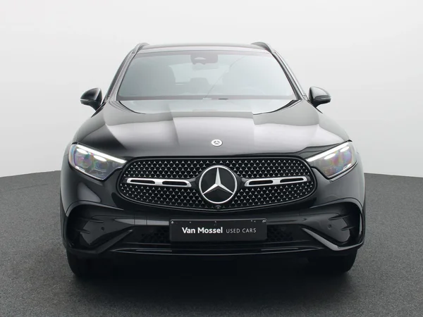 Mercedes-Benz GLC (2024) — foto 23 van 36