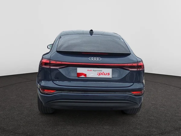 AUDI Q6 Sportback e-tron (2026) — foto 19 van 24
