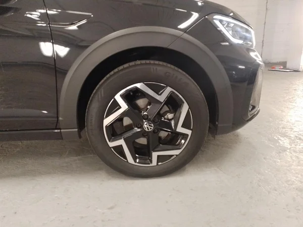 VOLKSWAGEN Taigo (2025) — foto 15 van 22