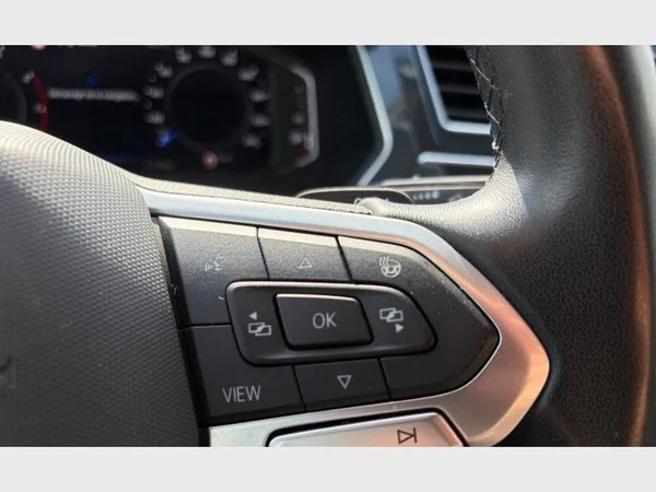 Volkswagen Tiguan (2022) — foto 11 van 29