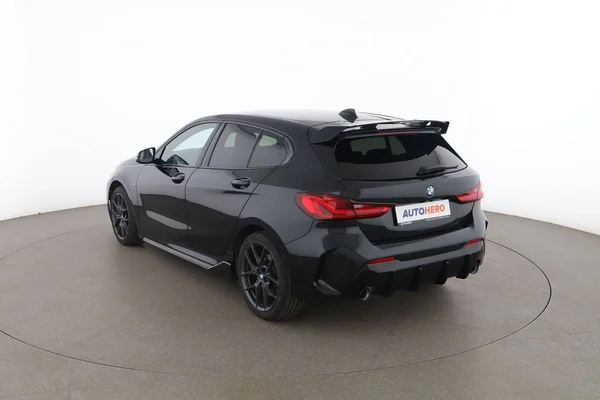 BMW 1-serie (2024) — foto 10 van 16