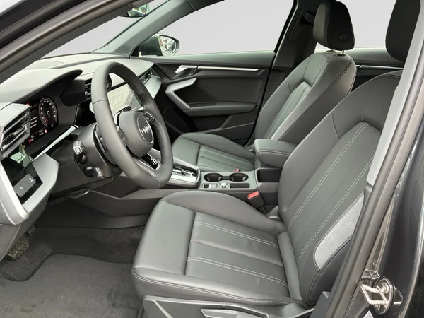 AUDI A3 Sportback (2024) — foto 16 van 16