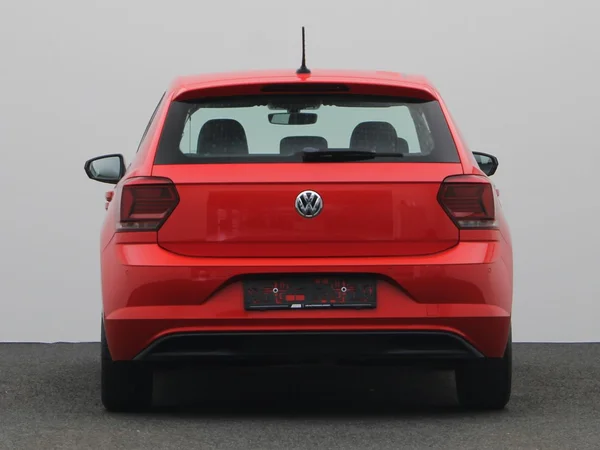 VOLKSWAGEN Polo (2018) — foto 17 van 20