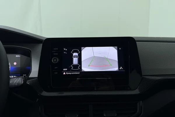 Volkswagen T-Cross — foto 5 van 16