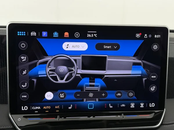 VOLKSWAGEN Tiguan (2025) — foto 8 van 18