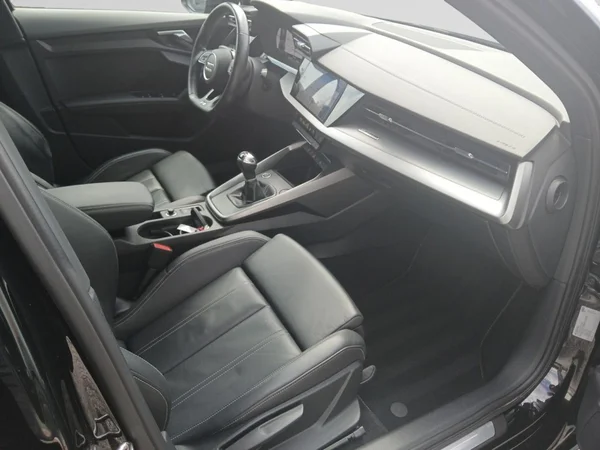 AUDI A3 Sportback (2021) — foto 4 van 17