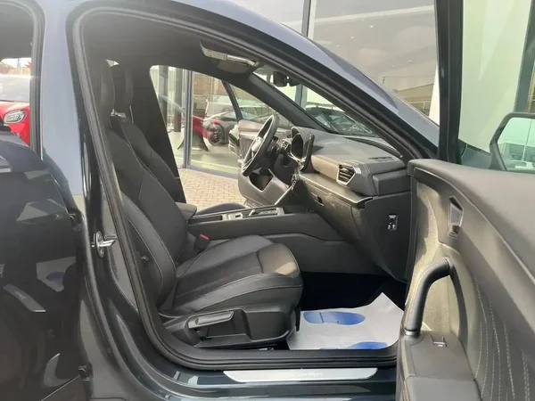Cupra Formentor (2022) — foto 9 van 24