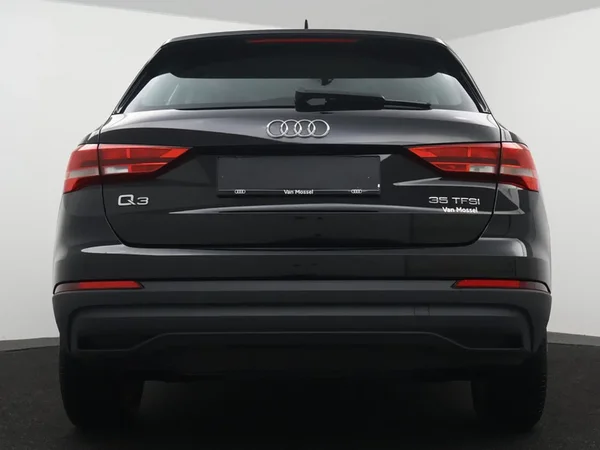 Audi Q3 (2023) — foto 25 van 29