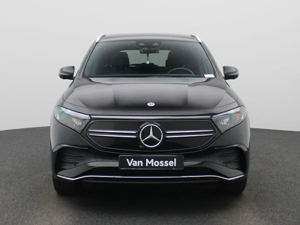Mercedes-Benz EQA (2021) — foto 23 van 48