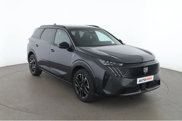 Peugeot 5008 (2024) — foto 14 van 16