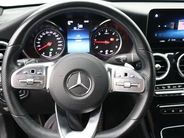 Mercedes-Benz GLC (2022) — foto 3 van 23