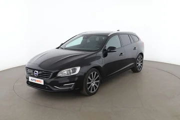 Volvo V60 69542445-4e09-43ec-99a2-f5c8406ca9b4