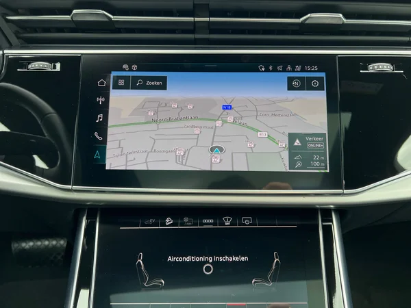 AUDI Q7 (2023) — foto 5 van 24