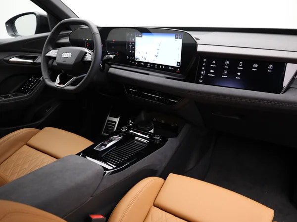 AUDI Q6 e-tron (2026) — foto 23 van 33