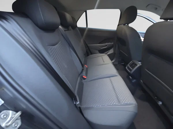 VOLKSWAGEN T-Roc (2025) — foto 15 van 24