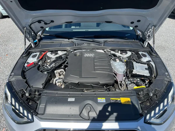 AUDI A4 Avant Dsl (2022) — foto 15 van 24