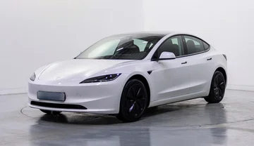 Tesla Model 3 (2024)