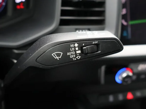 Audi A1 Sportback (2024) — foto 10 van 27